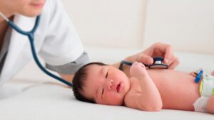 Cách chăm sóc trẻ sơ sinh bị viêm phổi giúp trẻ mau hồi phục