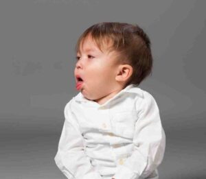 Viêm họng cấp ở trẻ có nguy hiểm?