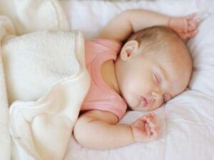 6 giai đoạn phát triển giấc ngủ của trẻ từ 0 – 3 tuổi