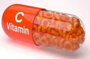 Vitamin C giúp tăng cường hấp thu kẽm, cải thiện hệ miễn dịch