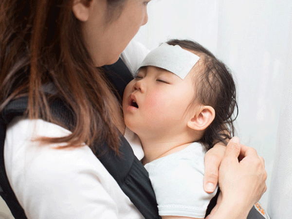 Cách bảo vệ trẻ trong giai đoạn “khoảng trống miễn dịch” 6 tháng – 3 tuổi