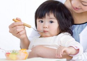 Hướng dẫn cho trẻ 1-3 tuổi ăn đủ chất dinh dưỡng