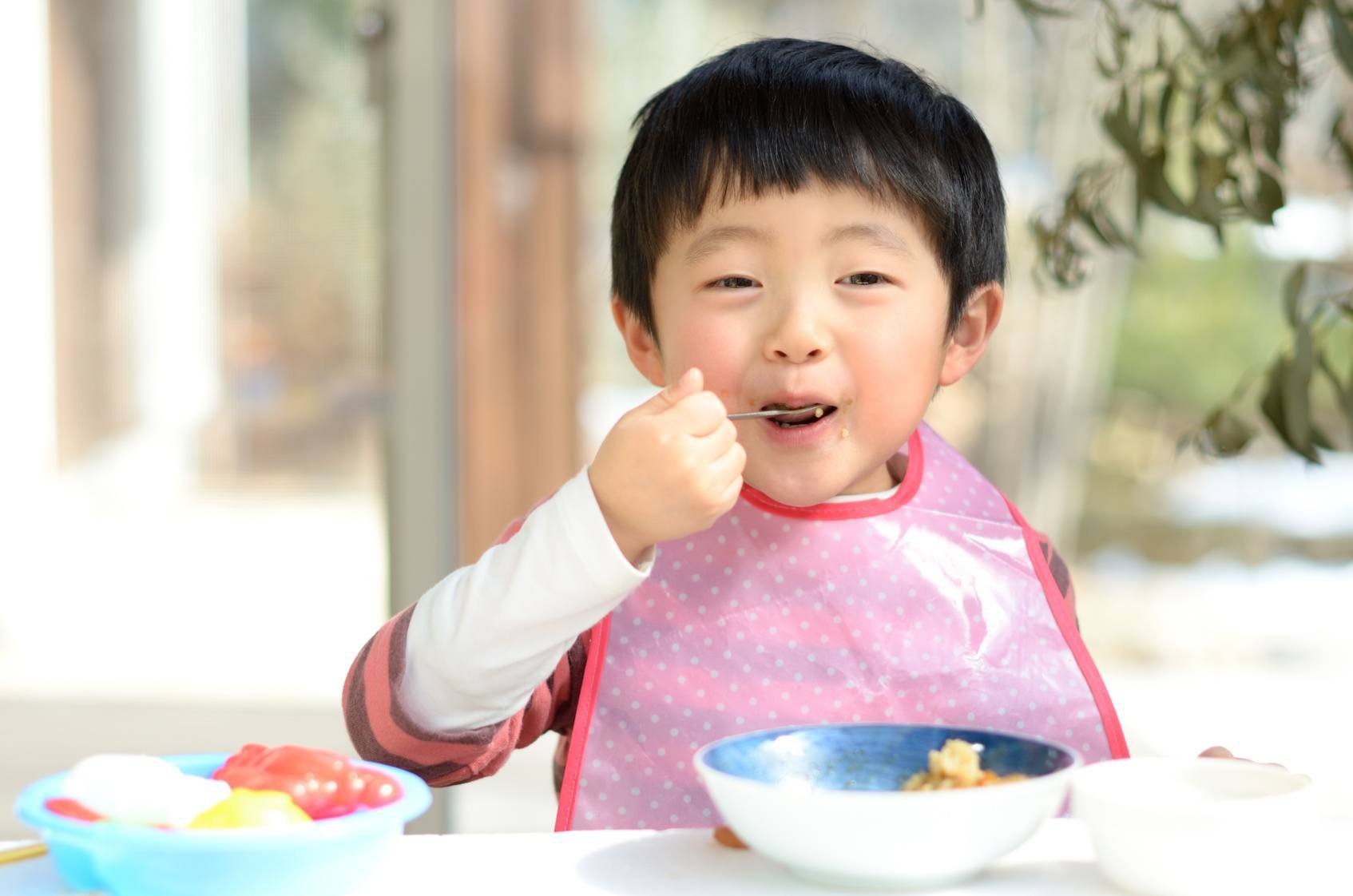 Dinh dưỡng nâng cao sức đề kháng cho bé: Chú ý bổ sung kẽm cho trẻ