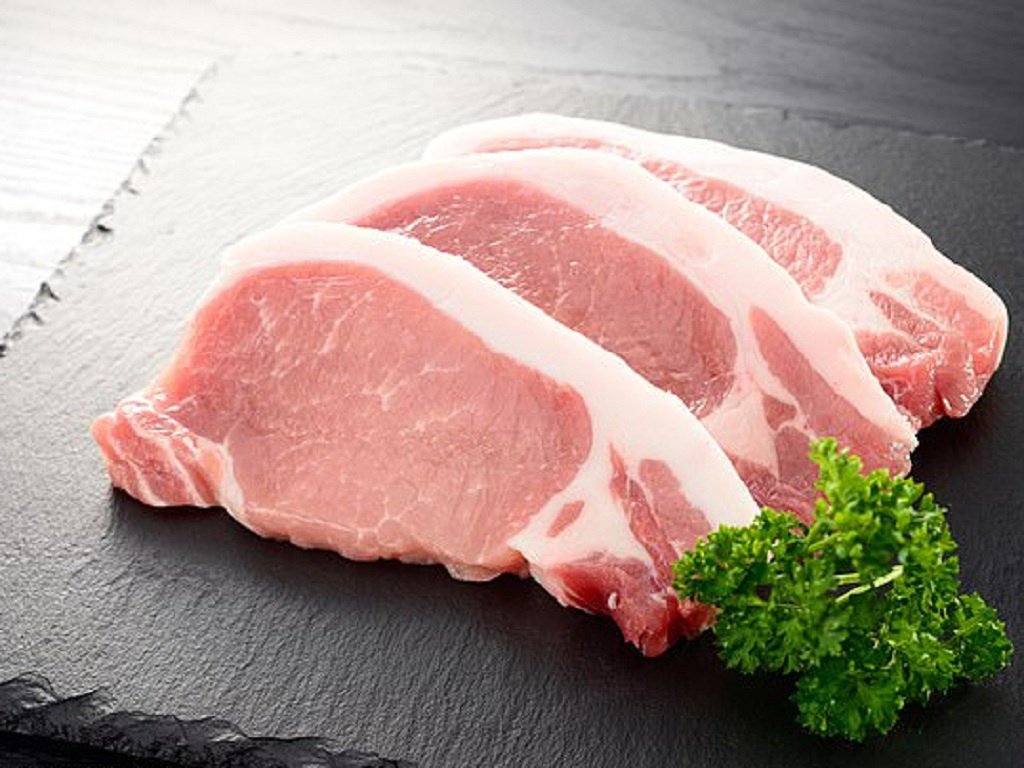 Thịt lợn chứa nhiều kẽm, có thể cho bé ăn cải thiện biếng ăn
