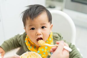 Trẻ 18 tháng ăn gì để tăng cân, cao lớn, khỏe mạnh?