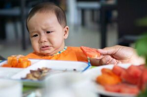 Vì sao trẻ biếng ăn sau khi dùng thuốc điều trị bệnh?