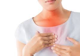 Nữ giới đau vùng ngực điều trị như thế nào?