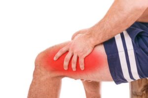 Cơ chân yếu, hay bị ê mỏi sau khi mổ nẹp xương đùi do tai nạn phục hồi chức năng như thế nào?