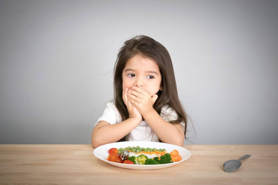 Trẻ biếng ăn sau khi sốt xảy ra trong khoảng 1 tuần sau khi khỏi bệnh